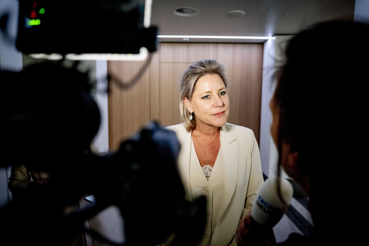 Screening van buitenlandse studenten op ‘kennisveiligheid’ gaat niet door – minister gaat wetsvoorstel herzien
