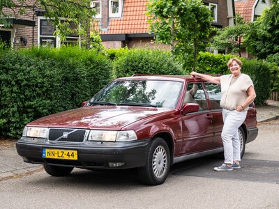 Els is dol op haar Volvo 960 en gaf haar een naam: ‘Dikke Dame maakt mooi geluid’