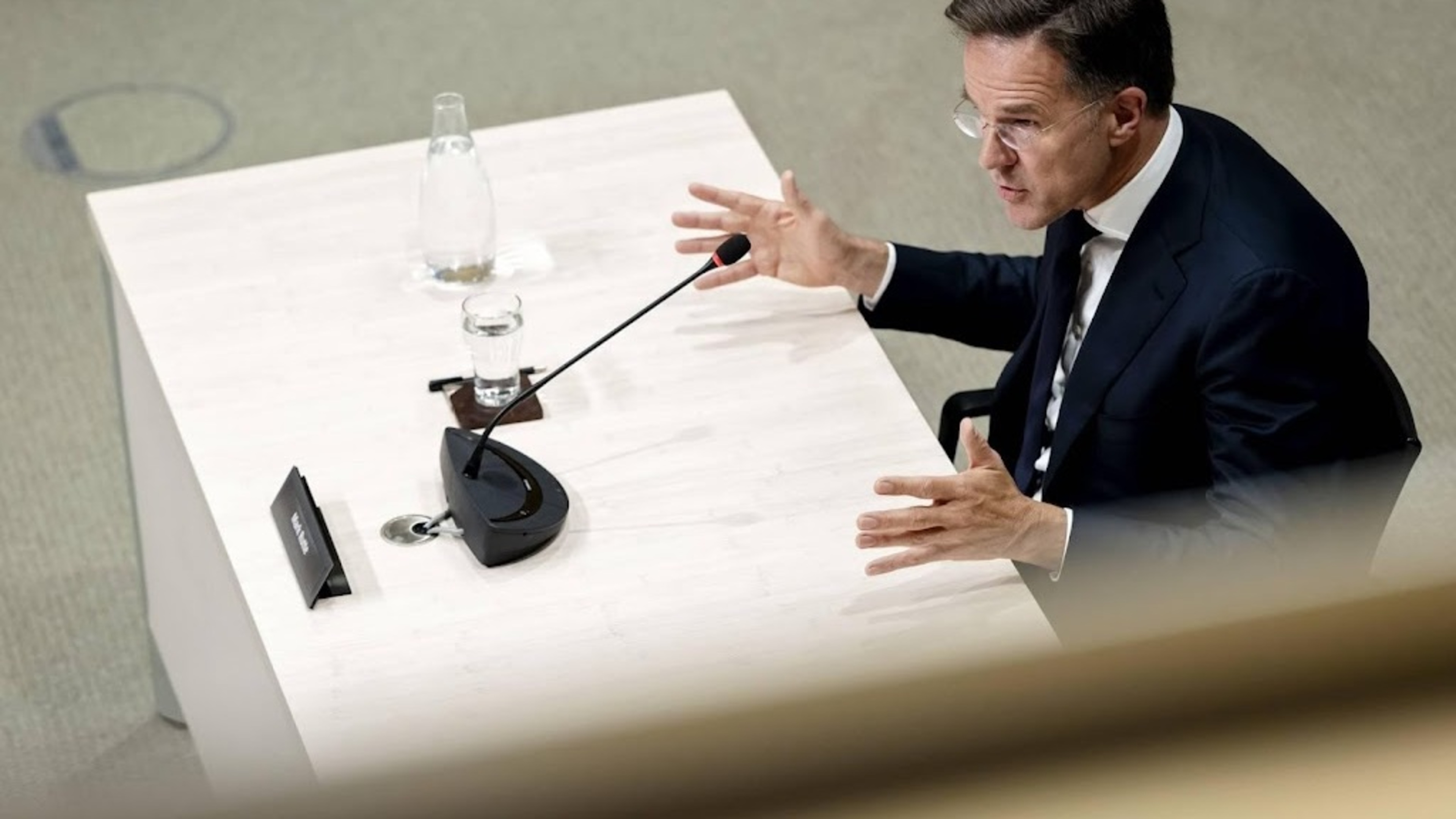 Coronacrisis riep ook in kabinet ’grote emoties’ op, zegt Rutte