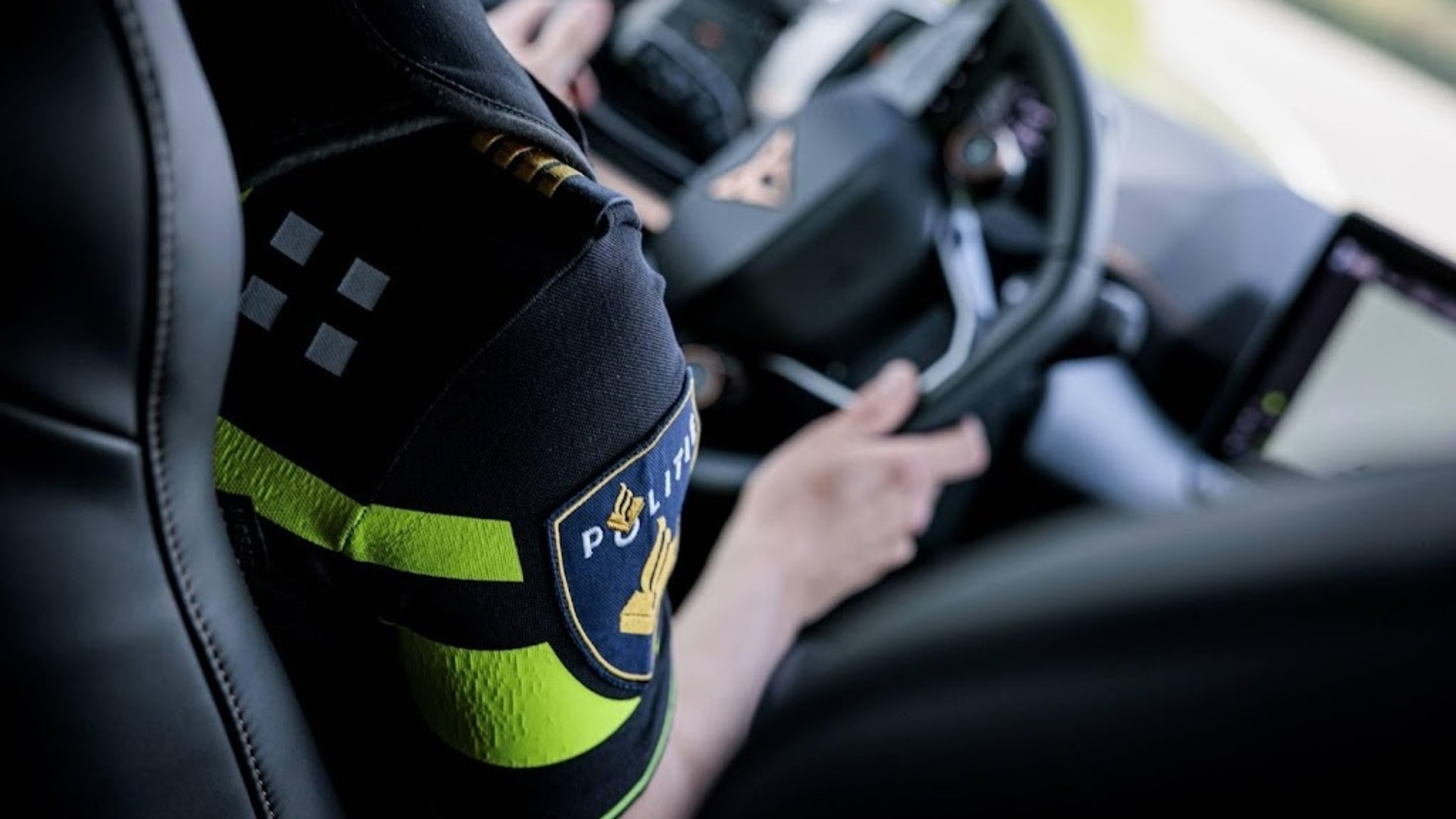Bij rellen Wijk bij Duurstede ook inzet van ME, honden en paarden