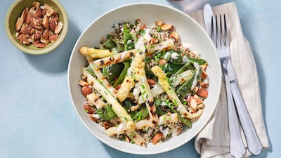 Wat Eten We Vandaag: Quinoasalade met gegrilde witte asperges