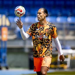 Kek warmloopshirt Oranje in uur uitverkocht: 'Je wilt er gewoon flex uitzien'