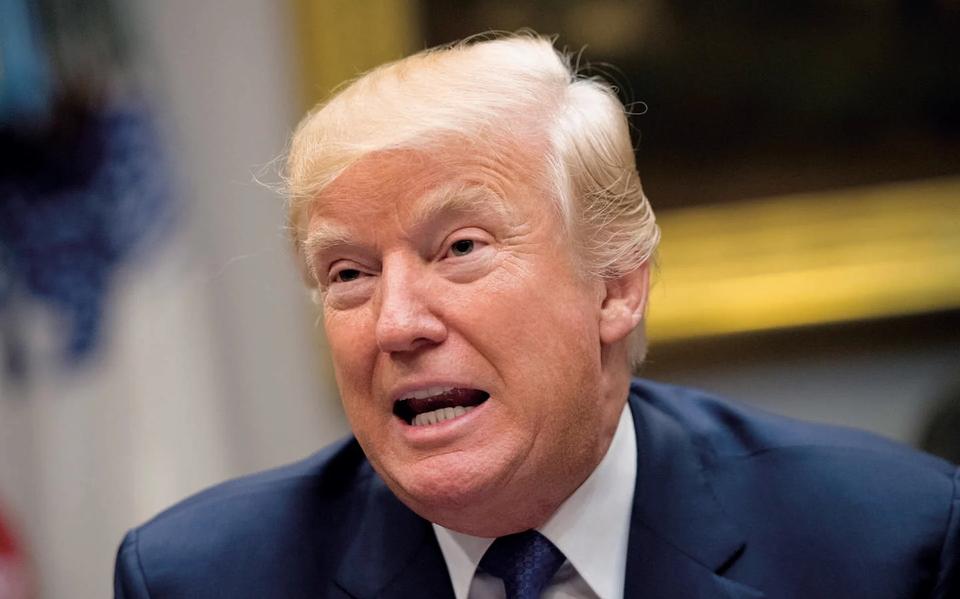 LIVE | Trump zegt opnieuw Iran ’zeer hard’ te zullen aanvallen: ’Volledige controle over Iraanse oliehandel krijgen’