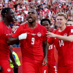 Oud-Feyenoorder Larin bezorgt gastland Canada historisch punt tegen Bosnië