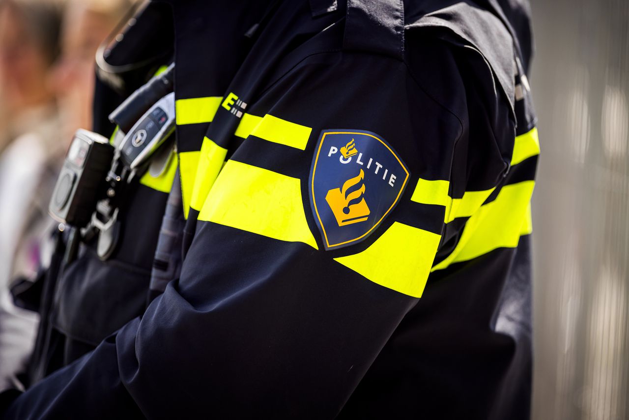 ME grijpt in tijdens asielrellen in Wijk bij Duurstede: politie belaagd en vernielingen aan gemeentehuis