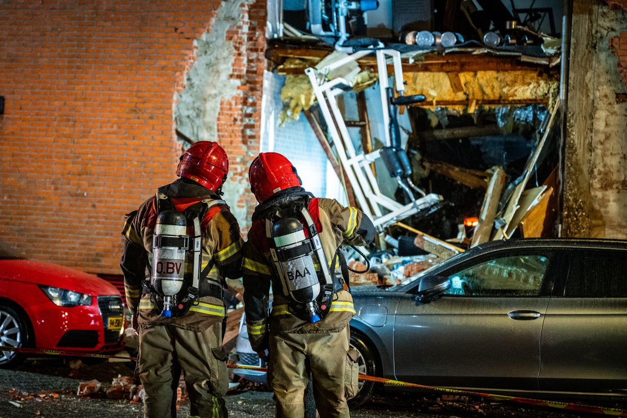 Meerdere gewonden na explosie bij flat in Amsterdam Nieuw-West