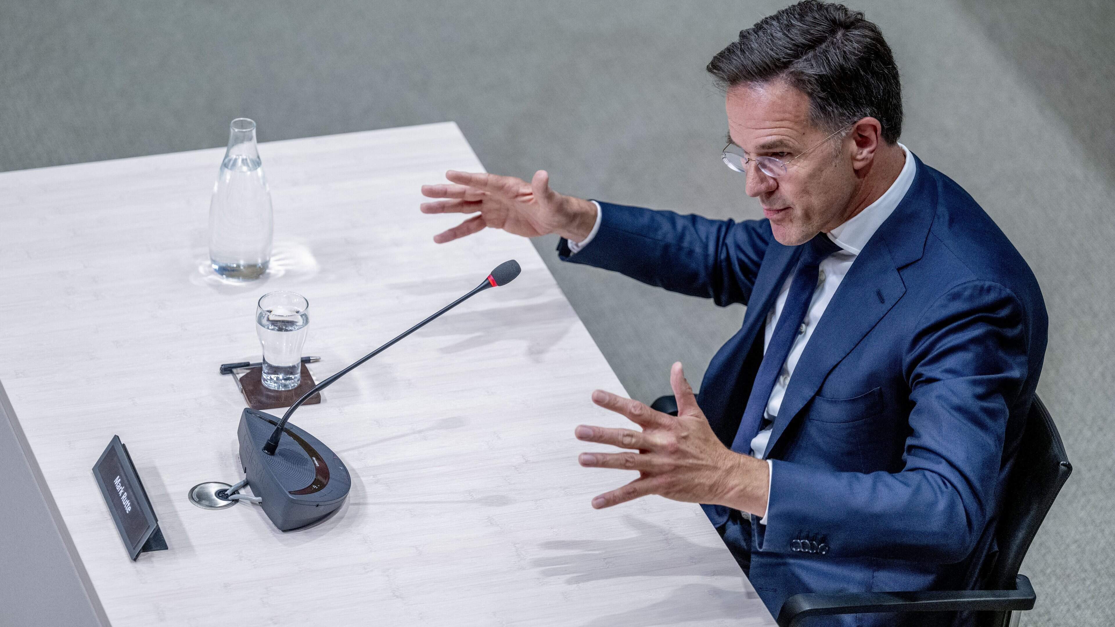 Mark Rutte pareert kritiek, maar geeft toe: ’enorme ruzies’ in kabinet tijdens corona