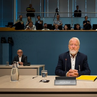 Mark Rutte voor de enquêtecommissie: hoe blikt de coronapremier na vier jaar terug?