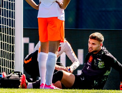 Oranje donderdag nog altijd zonder Bart Verbruggen op het oefenveld