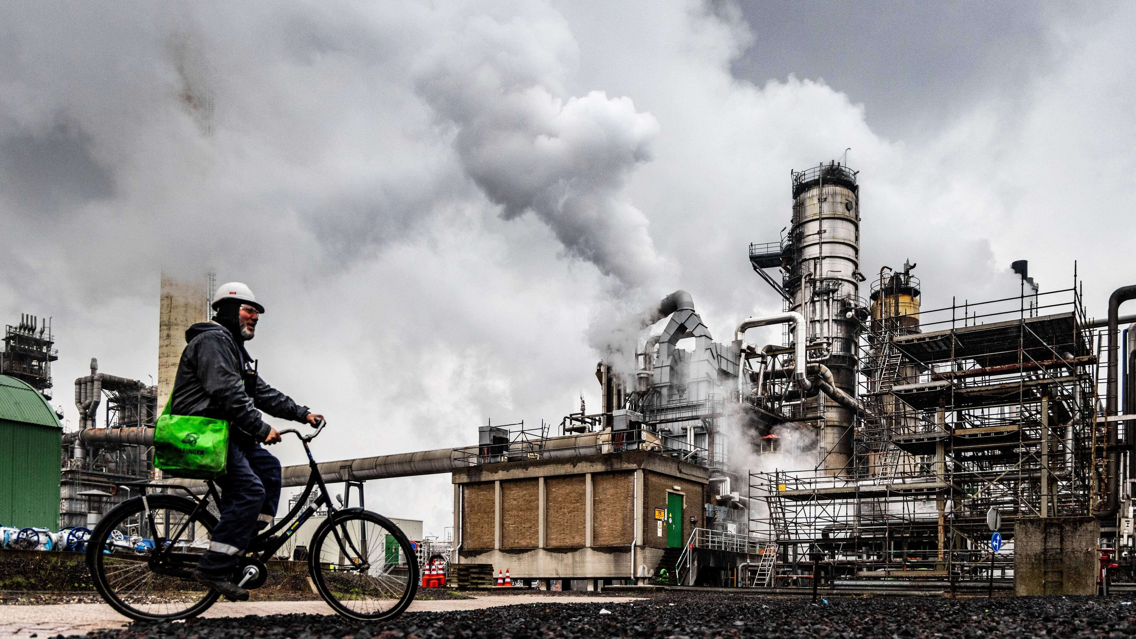 Shell staakt plots miljardeninkoop van eigen aandelen wegens Canadese overname
