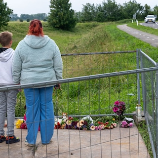 Hoe praat je met je kind over een traumatische gebeurtenis, zoals het verkeersongeluk in Zeeland?