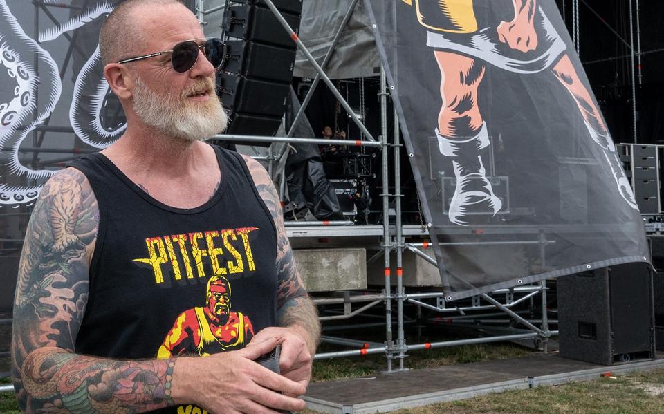 Maik van Pitfest is apetrots op reactie publiek na overlijden festivalganger. ‘Die verbroedering is zo hartverwarmend’
