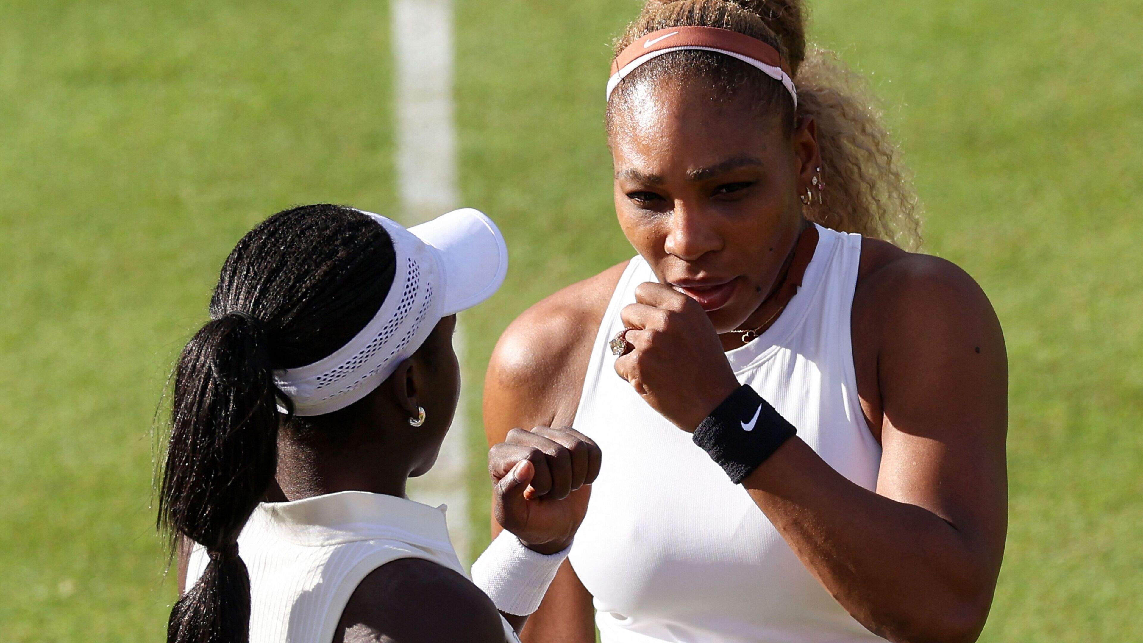 Domper voor Serena Williams: dubbelpartner meldt zich af voor Wimbledon