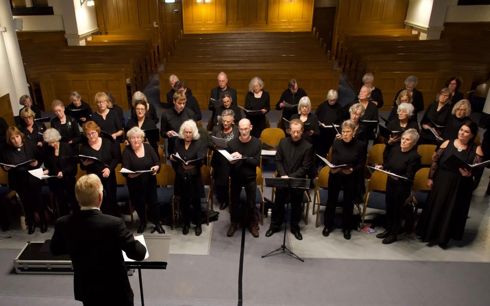 Koor VKSO zingt Gounod en Mendelssohn. Romantiek vult de kerk