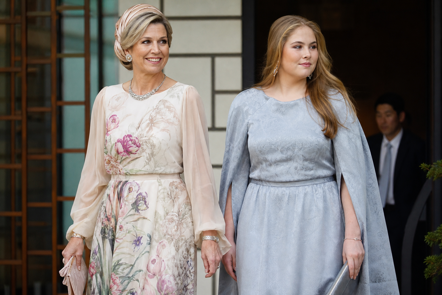 Handbeschilderde jurk koningin Máxima blikvanger staatsbezoek Japan