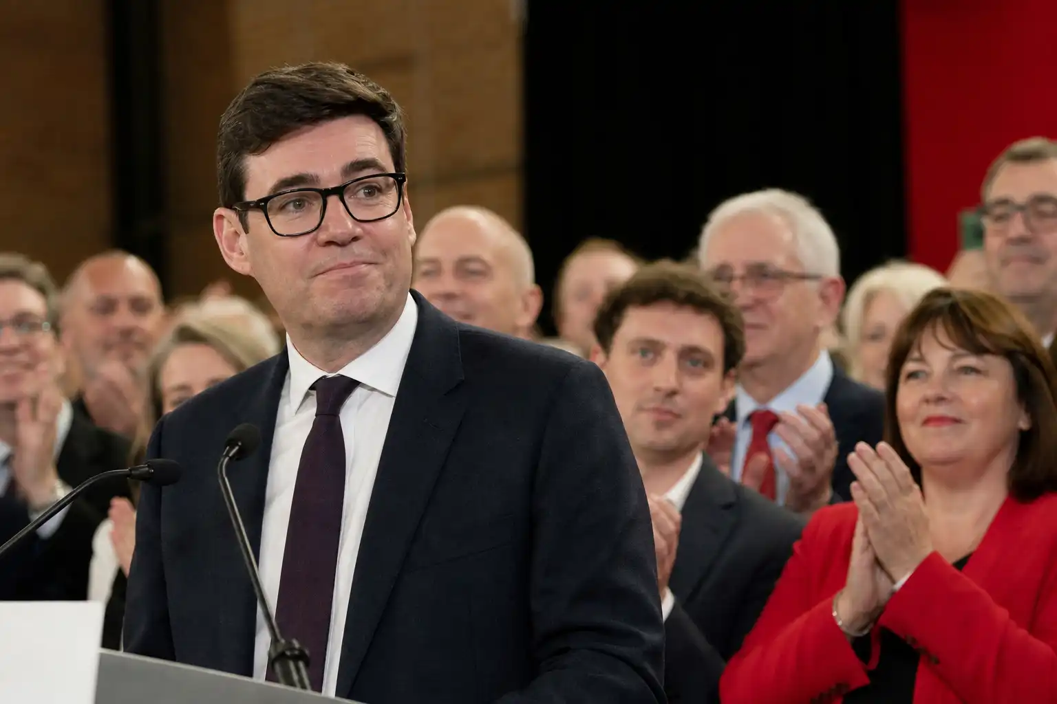 Burnham says Labour has final chance to change after Makerfield by-election win