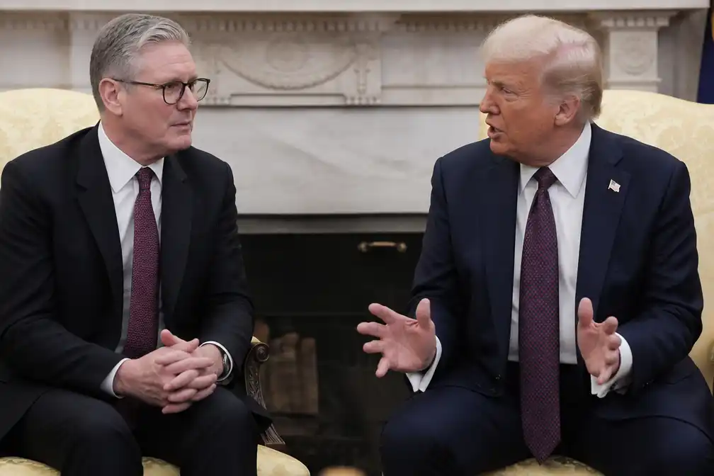 Trump kondigt aftreden Britse premier Starmer aan, geen bron genoemd