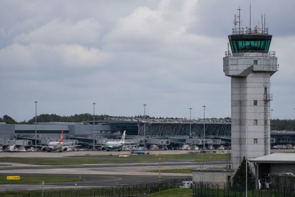 Technische storing legt vliegverkeer Eindhoven Airport stil