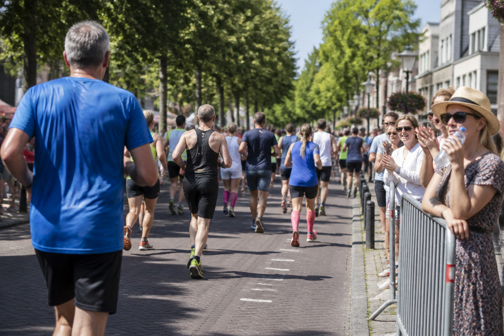 Aanhoudende hitte leidt tot afgelasting kinderevenementen bij Singelloop Woerden
